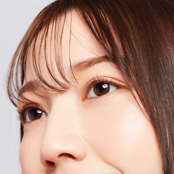 べたつきにくく、落としやすいジェル設計